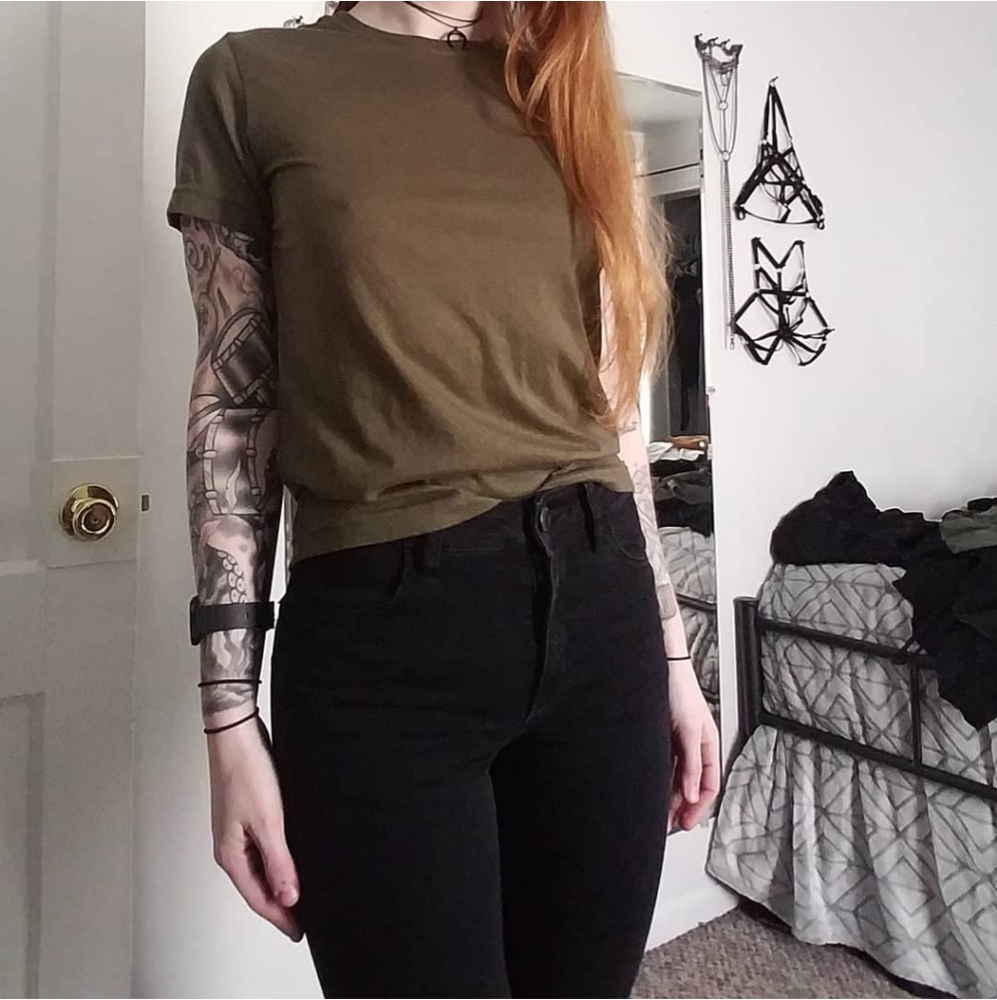 Relaxed tee.